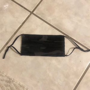 Athleta mask (the best!!!) one size, camo